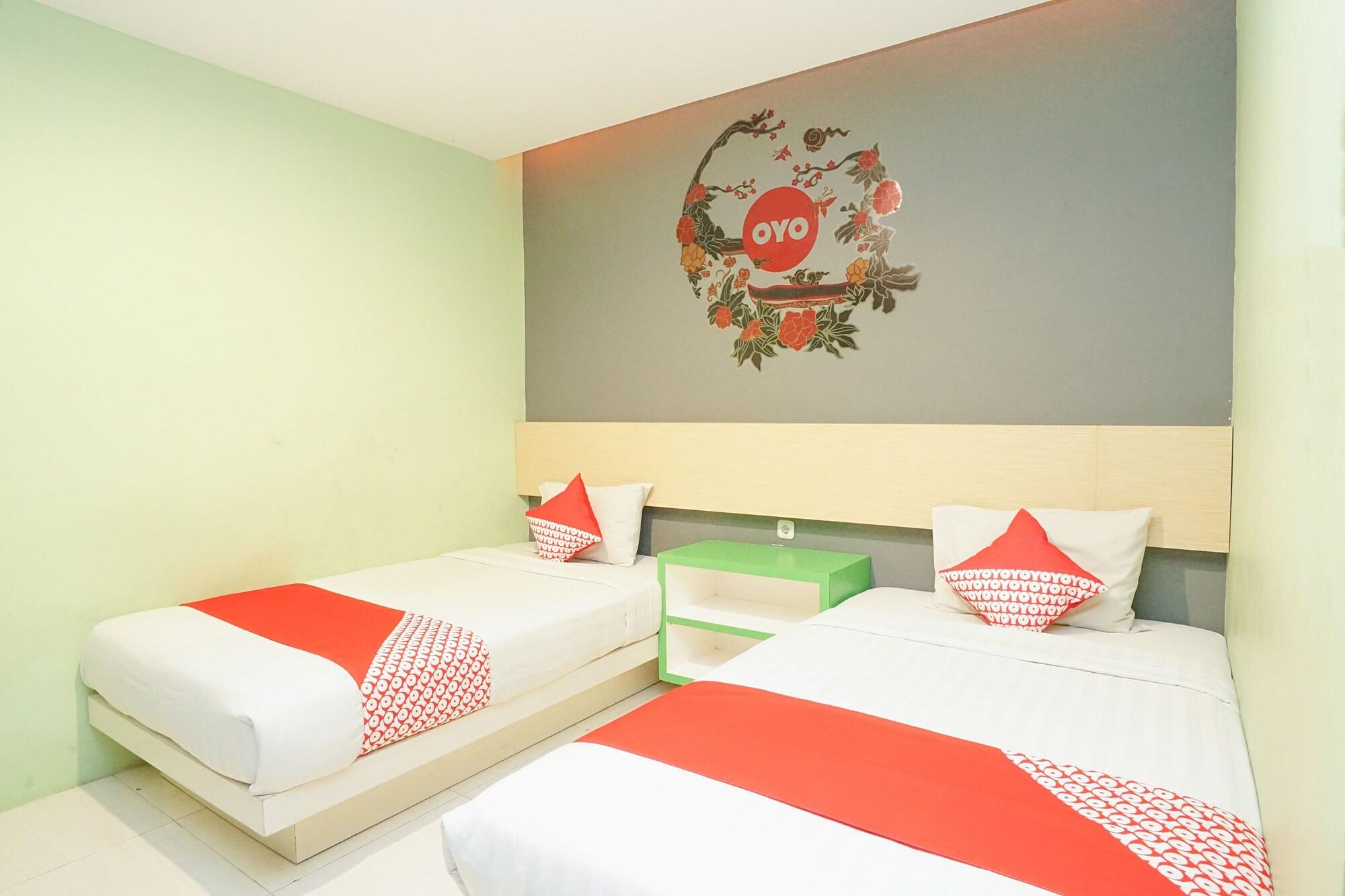Oyo 277 Rukotel Near Rsu Adi Husada Undaan Kota Surabaya Buitenkant foto