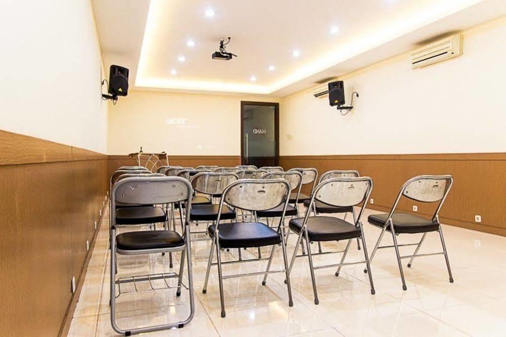 Oyo 277 Rukotel Near Rsu Adi Husada Undaan Kota Surabaya Buitenkant foto
