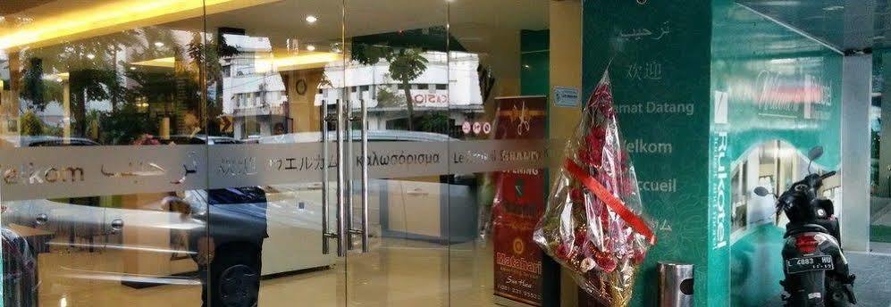 Oyo 277 Rukotel Near Rsu Adi Husada Undaan Kota Surabaya Buitenkant foto