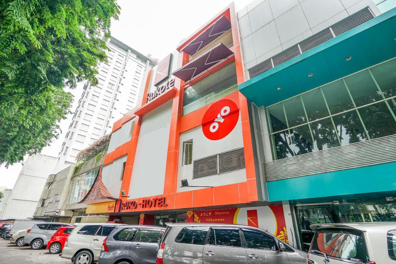 Oyo 277 Rukotel Near Rsu Adi Husada Undaan Kota Surabaya Buitenkant foto
