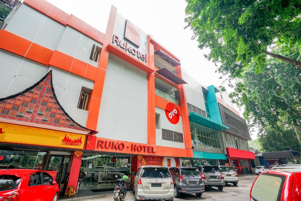 Oyo 277 Rukotel Near Rsu Adi Husada Undaan Kota Surabaya Buitenkant foto